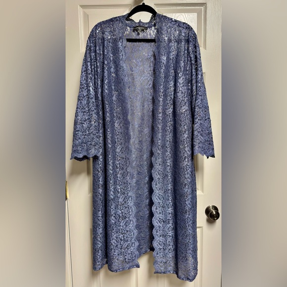 Mother of the Bride/Groom 3 Piece Pantsuit - Absolutely Gorgeous!!! - Picture 3 of 14